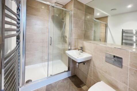 En-Suite Shower R...