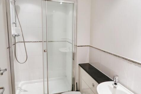 En-Suite Shower R...