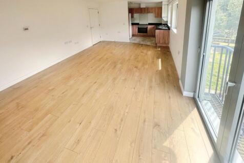 Living / Dining R...