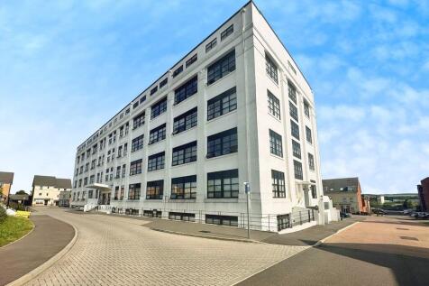 13513150-block