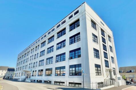 13513150-block