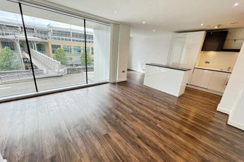 Lounge/Kitchen