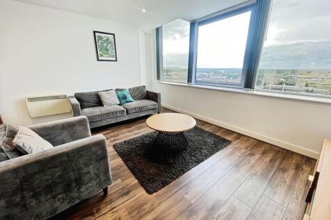 Lounge/Dining Roo...