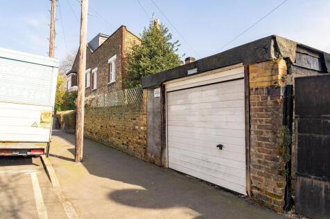 003-1b Park Road