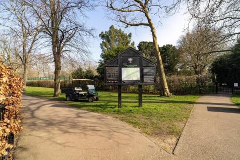 004-1b Park Road
