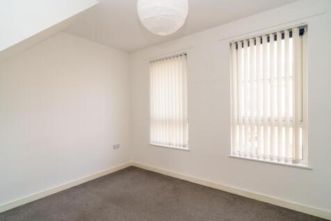 004-Flat 5, Elion...