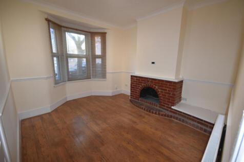 Two bed ground floor flat with its own garden.