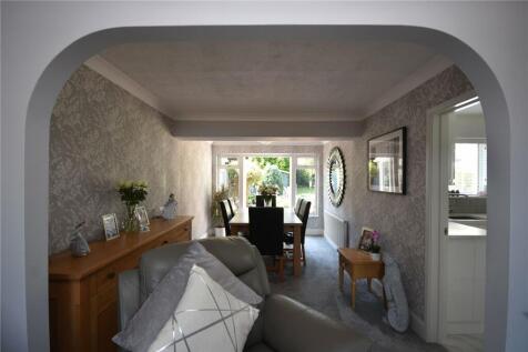 Through Lounge