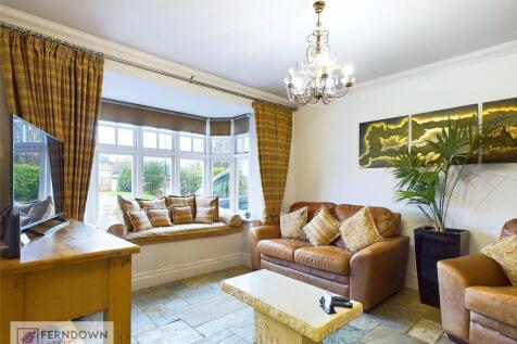 Breakfast Room