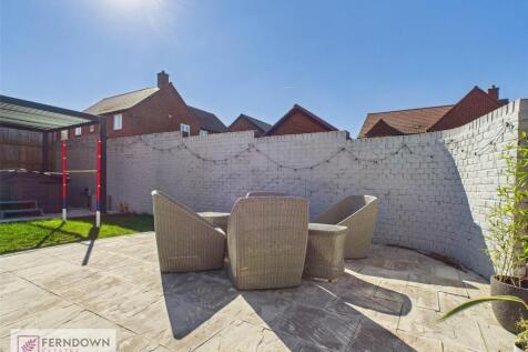 Further Seating Area