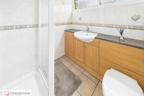 Family Shower Room