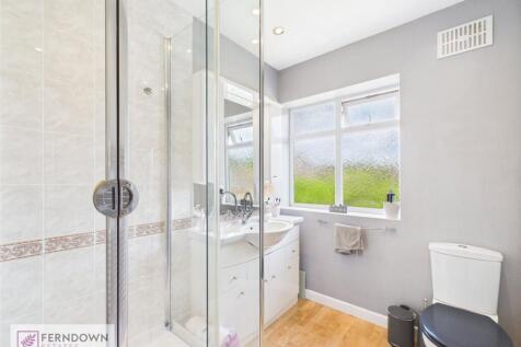 Family Shower Room