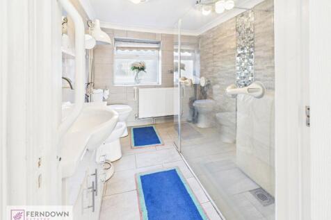 En-Suite One