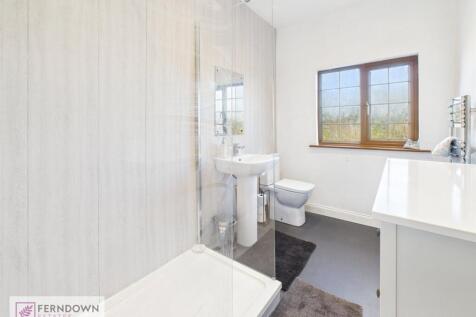 Family Shower Room
