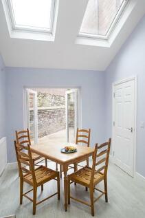 w-Kirkstall-dining-0181.jpg