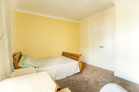 27-Kirkstall-bed-0159.jpg