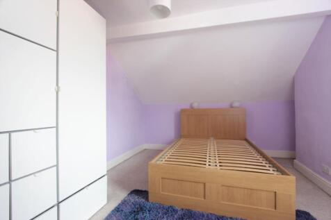 5 . bed 1.jpg