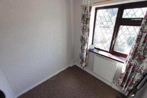 Bedroom 3.JPG