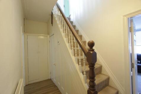 Entrance Hallway.JPG