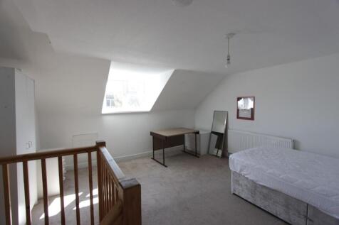 Bedroom 3.JPG