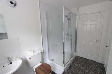 Bathroom.JPG