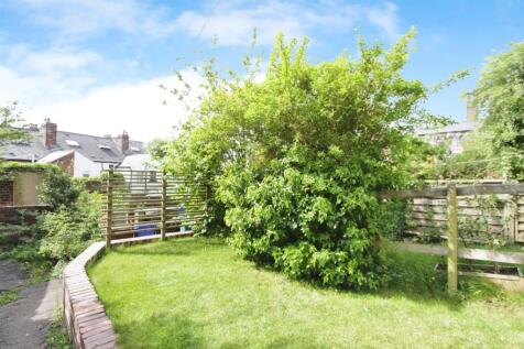8. Rear Garden.JPG