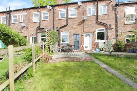 8. rear Garden (2).JPG
