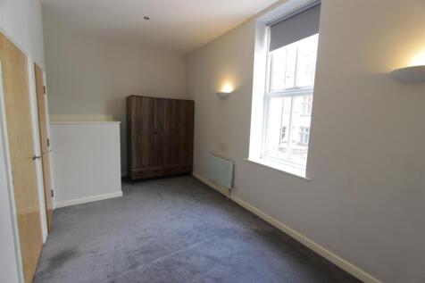 Bedroom 2.JPG