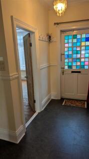 Hallway 3.jpg