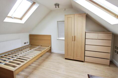 d5d32e80-Bedroom.JPG