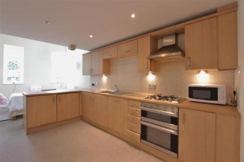 2. Kitchen .jpg