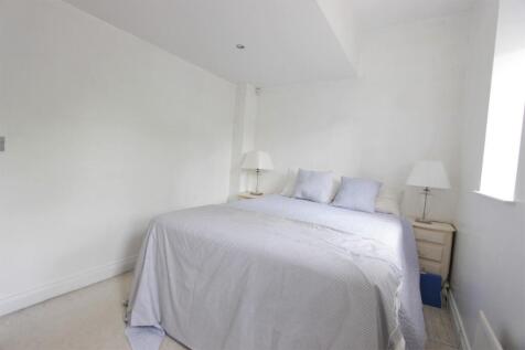 4. bedroom 2 (1).jpg