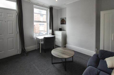 8d26a7b2-New 20Lounge 20Pic.JPG
