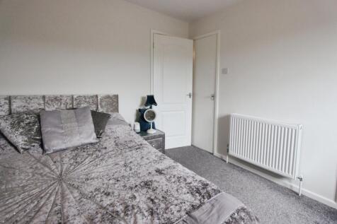pbox-bedroom-326534.JPG