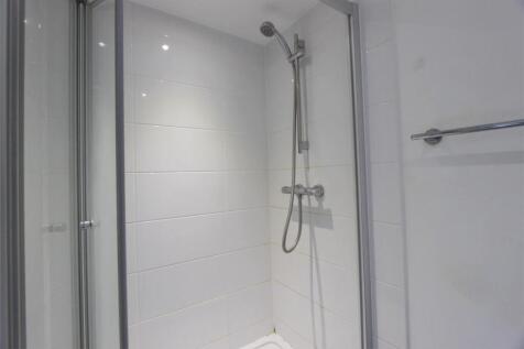 5. Shower.jpg