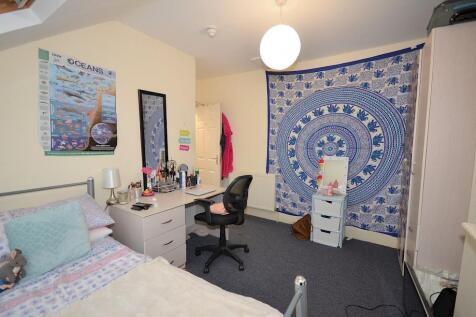 4_-47-broomgrove-rd-bedroom-8.990x0.jpg