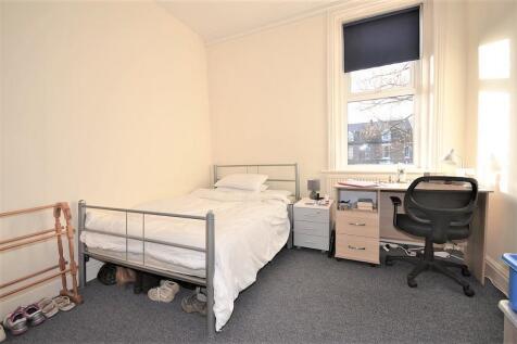 47-broomgrove-rd-bedroom-6.990x0.jpg