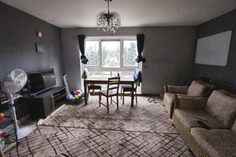 354c812e-Living 20Room.JPG