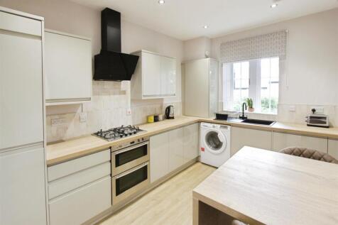 a0d26cbc-Kitchen.JPG