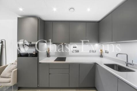 Delphini Apartments,