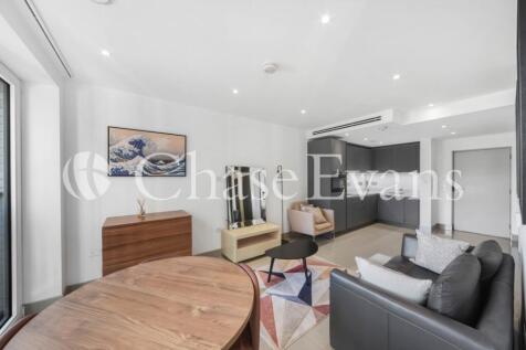 Delphini Apartments,