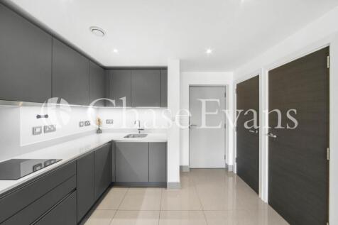 Delphini Apartments,