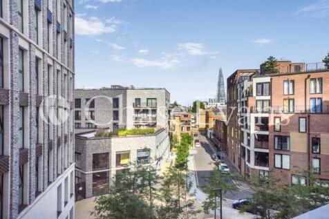 Delphini Apartments,