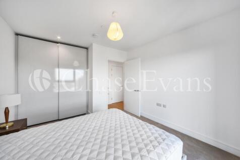 Hawksbury Heights, P