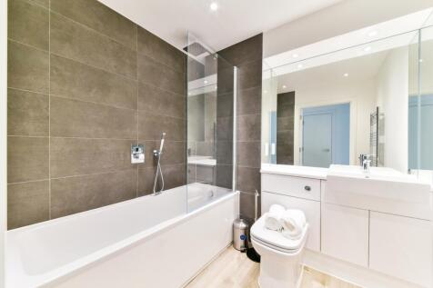Bathroom - Epsom Hou