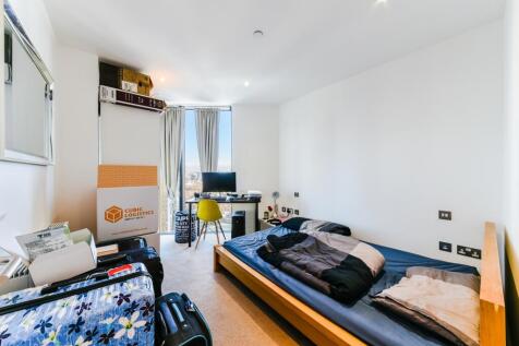 THE STRATA, 2111 (2)