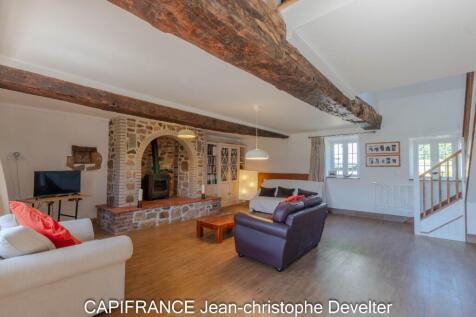 Property Image 4