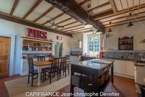Property Image 8