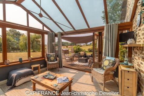 Property Image 11