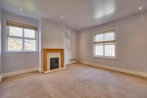 Front Lounge